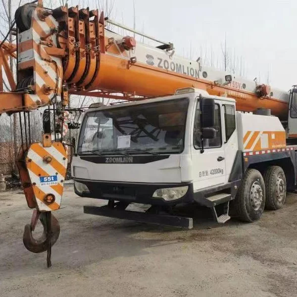 100% Original China ZOOMLION Crane in Iraq, used zoomlion qy55v 55ton truck crane