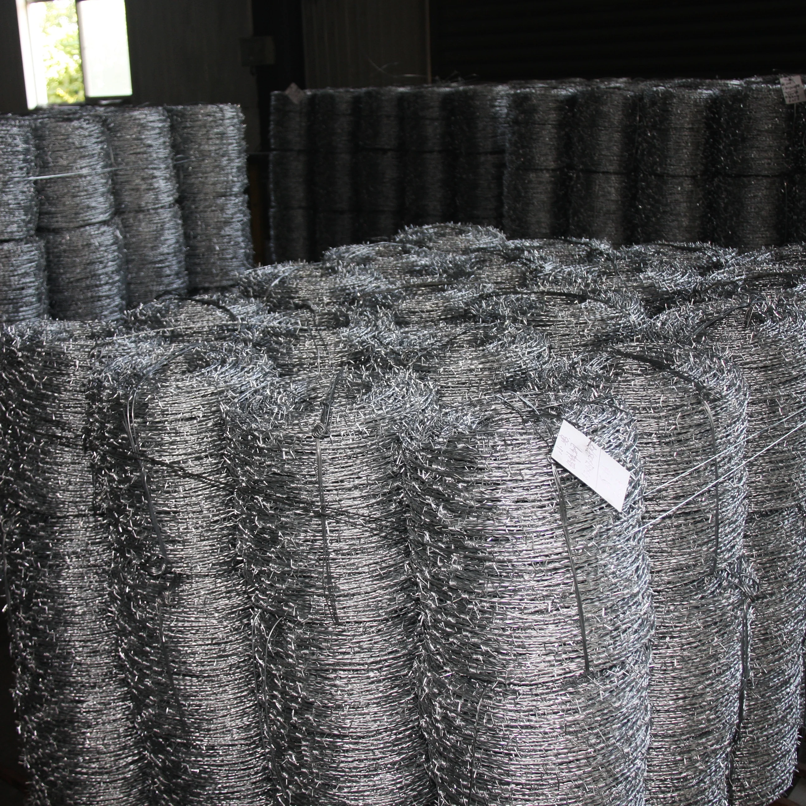 Professional Design Cheap Price Support Samples Galvanized Fence Barbed Wire