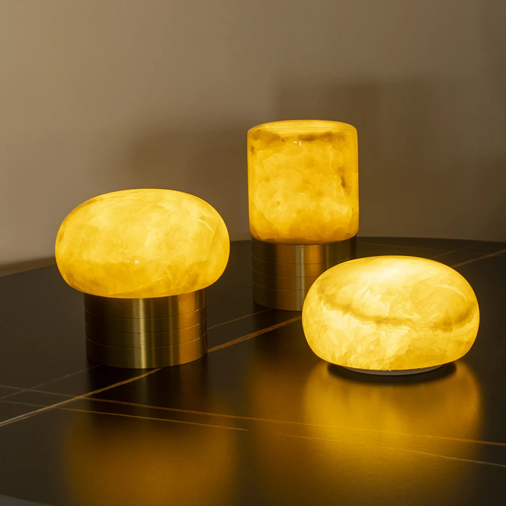 Luxury Natural Stone Travertine Rechargeable Cordless Table Lamp for Outdoor Dining Restaurant Bar LED Marble Lamp Decor