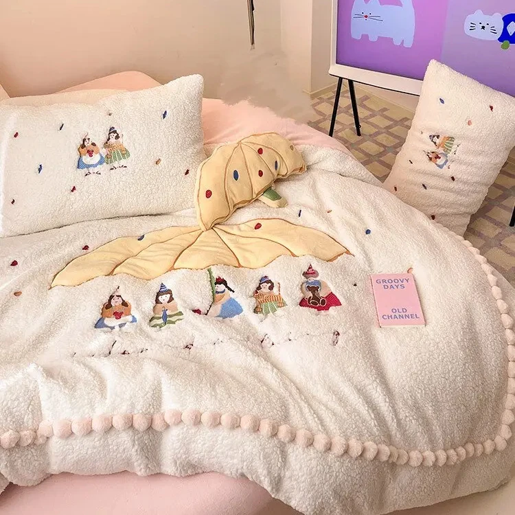 Wholesale Luxury Heart Lamb Plush Milk Plush Thickened Four Piece Set Cute Girl Embroidered Duvet Cover with Plush Bedding