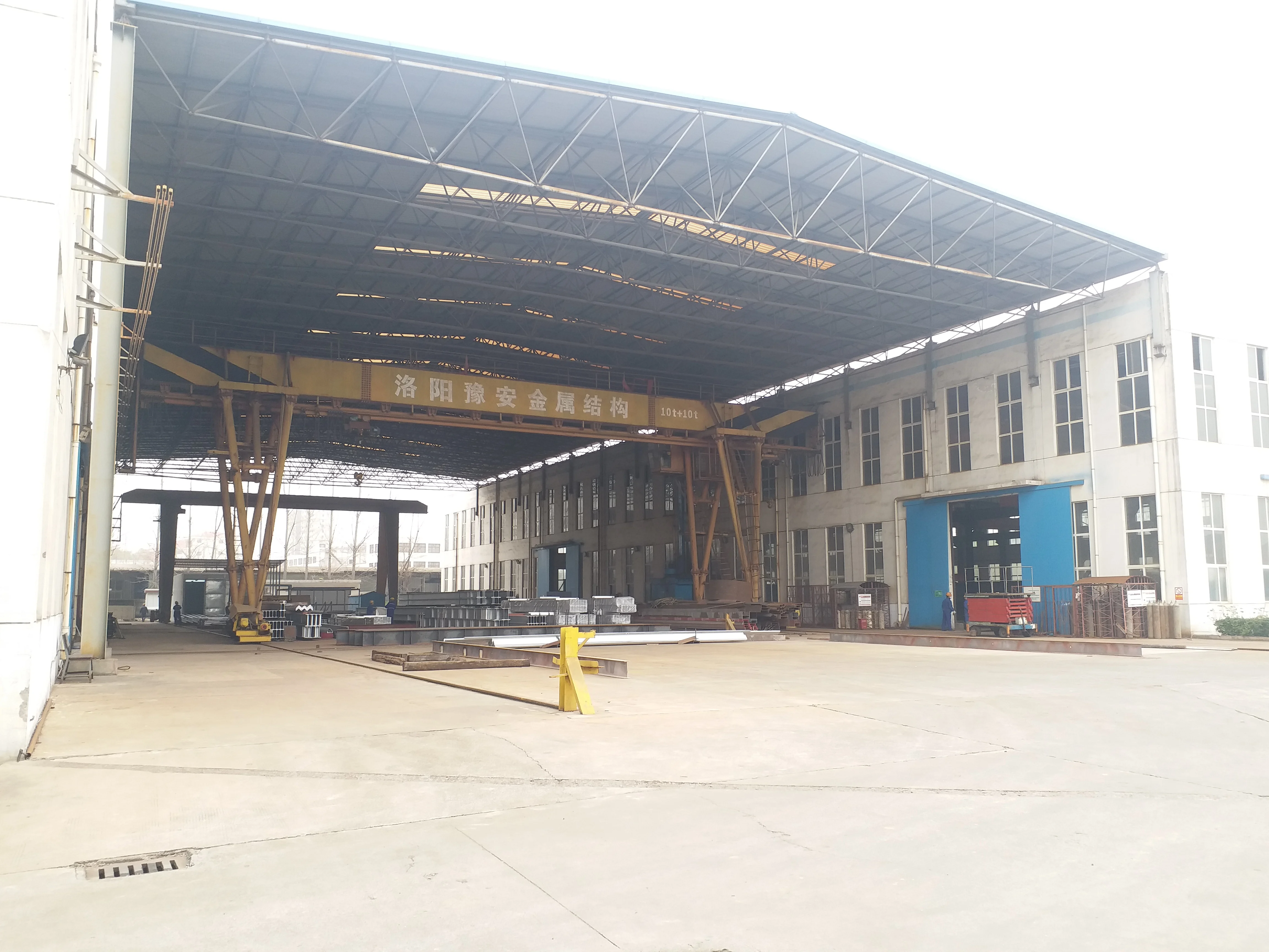 prefabricated steel structure Industrial Warehouse or workshop