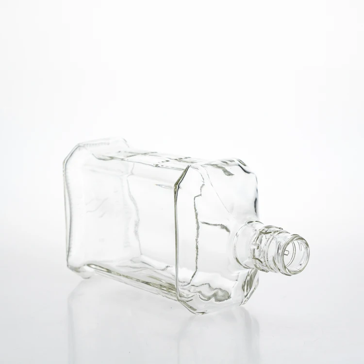 OEM Logo Printing 180 ml 6 oz Flat Square Rum Wine Bottles Clear Brandy Bottle Glass Spirit Bottle