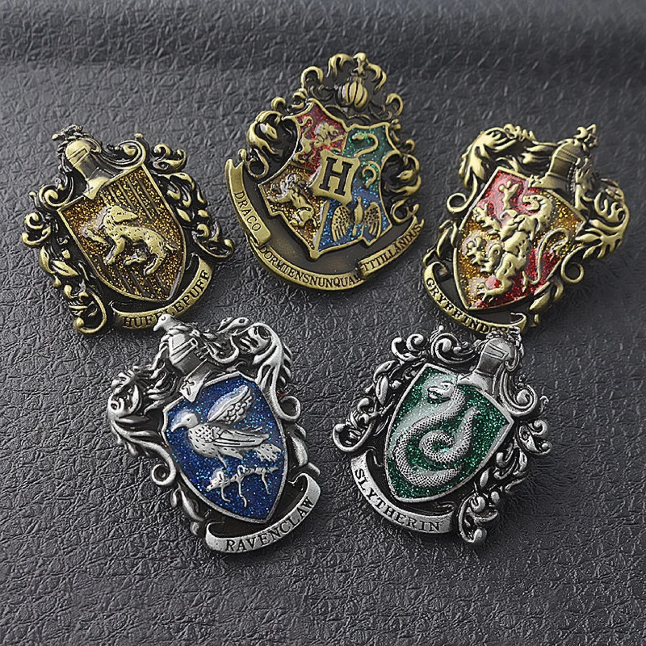 Metal Brooch School of Magic Souvenir Gift Badge Cartoon Glitter Three-dimensional Badge Metal Soft Enamel Brooch
