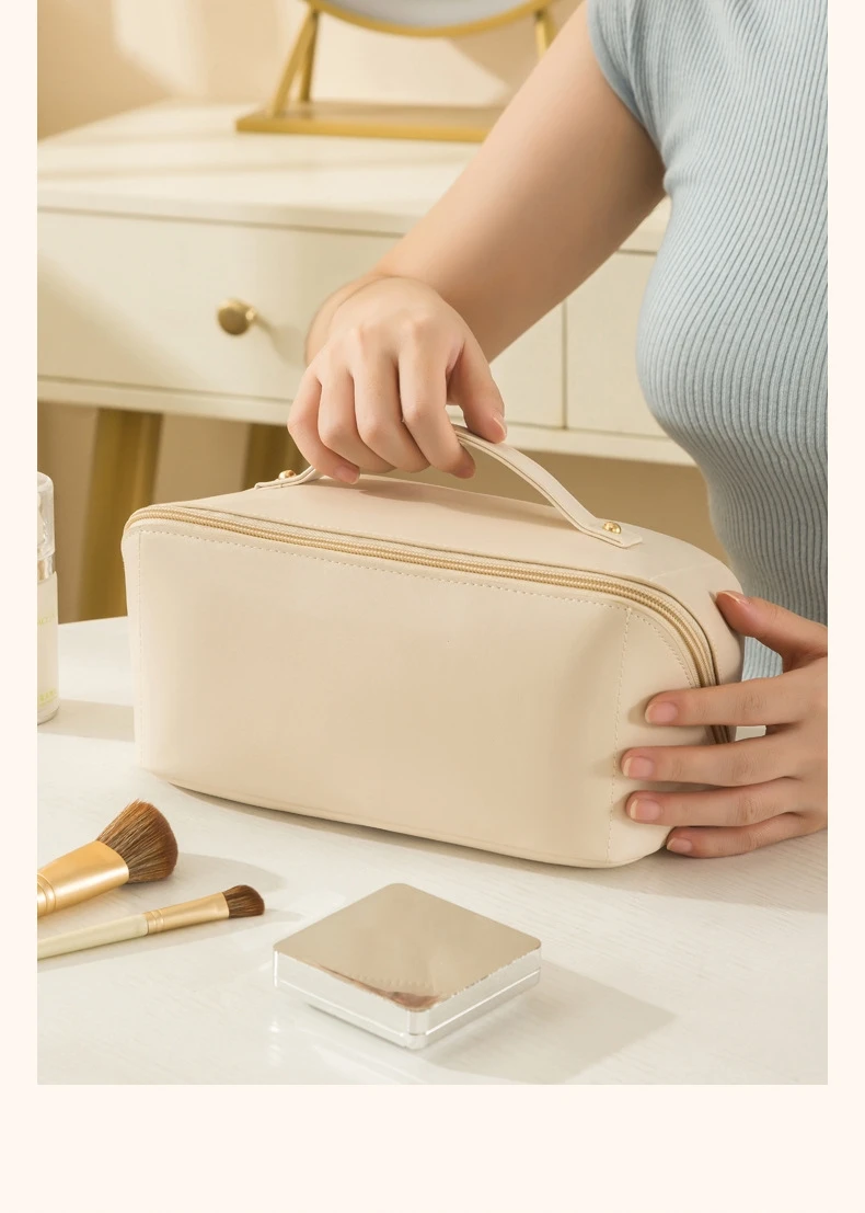 OEM Customized Women Luxury Bag Business Trip Quilted Cosmetic Organizer Leather Skin Care Cosmetic Box For Makeup