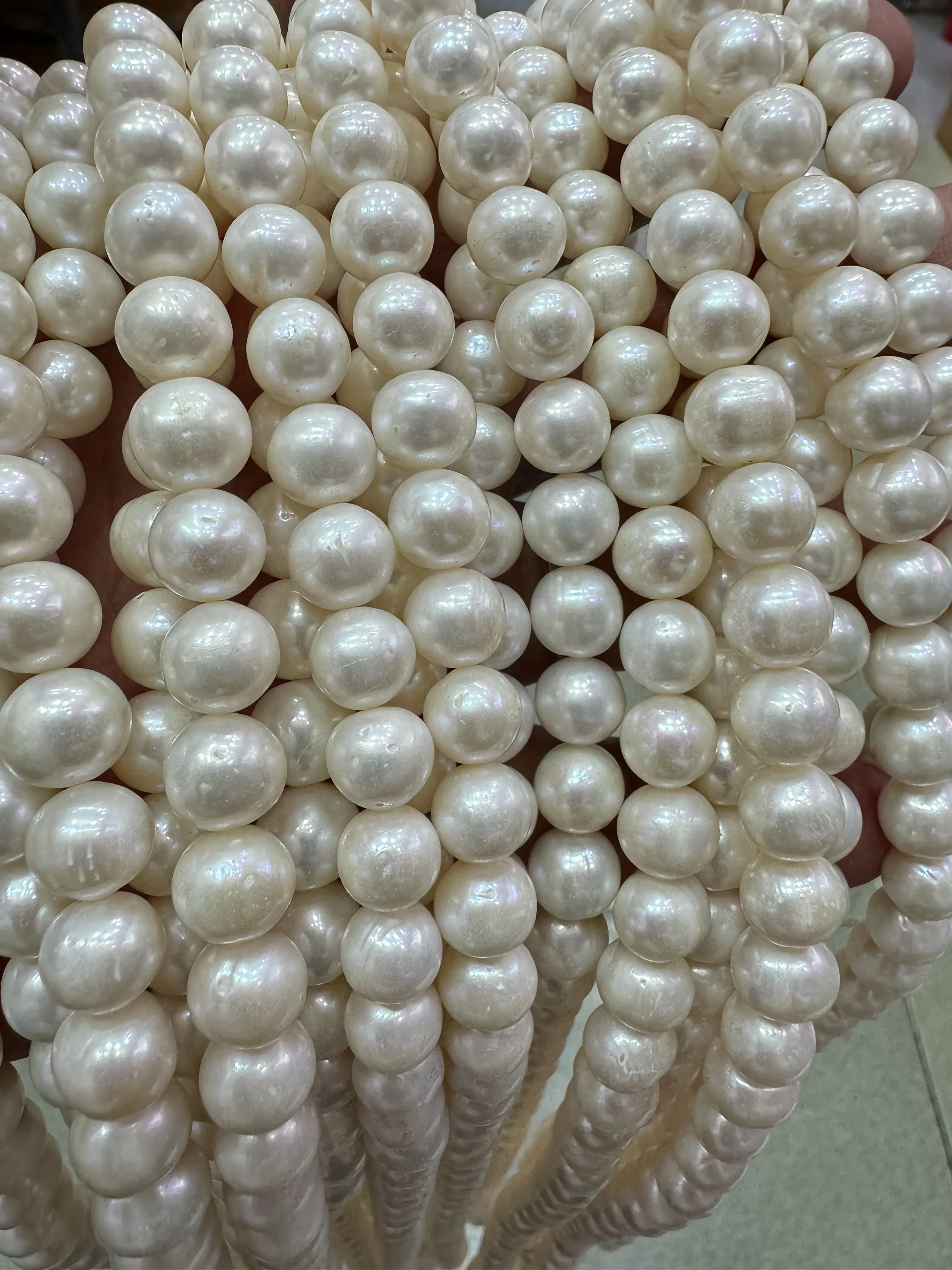 Wholesale 9mm-10mm high quality freshwater round pearl  loose pearl strands for fashion jewelry making