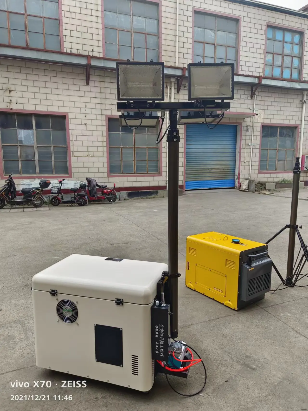 3.5m 4.5m 5m 200W to 1000W pneumatic driven mast Tripod portable LED light towers