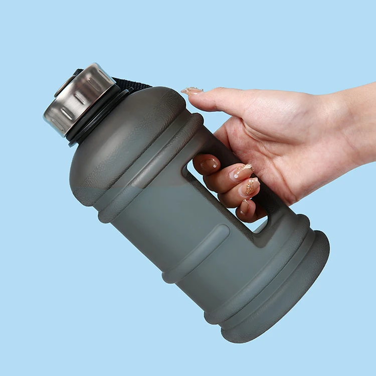 Wholesale Custom Logo 2.2L Large Capacity Plastic Water Bottle Portable Outdoor Sports Leak Proof Gallon Kettle