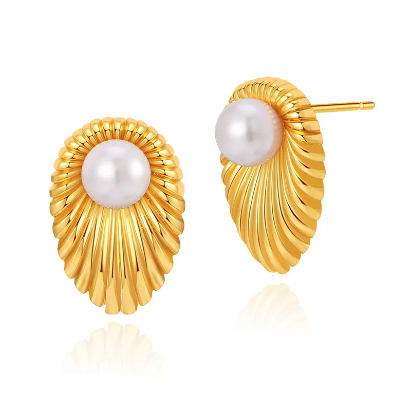 Anti-allergy Premium Stud Earrings 18k Gold Non-fading Shell Pearl Shape Personality Fashion Earrings for Girls