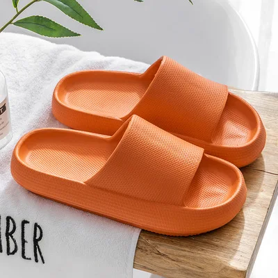 2021 Summer EVA Soft Sole Beach Slide EVA slippers Fashion Thicker Platform Women Slipper Indoor Bathroom Anti Slip Shoes Home