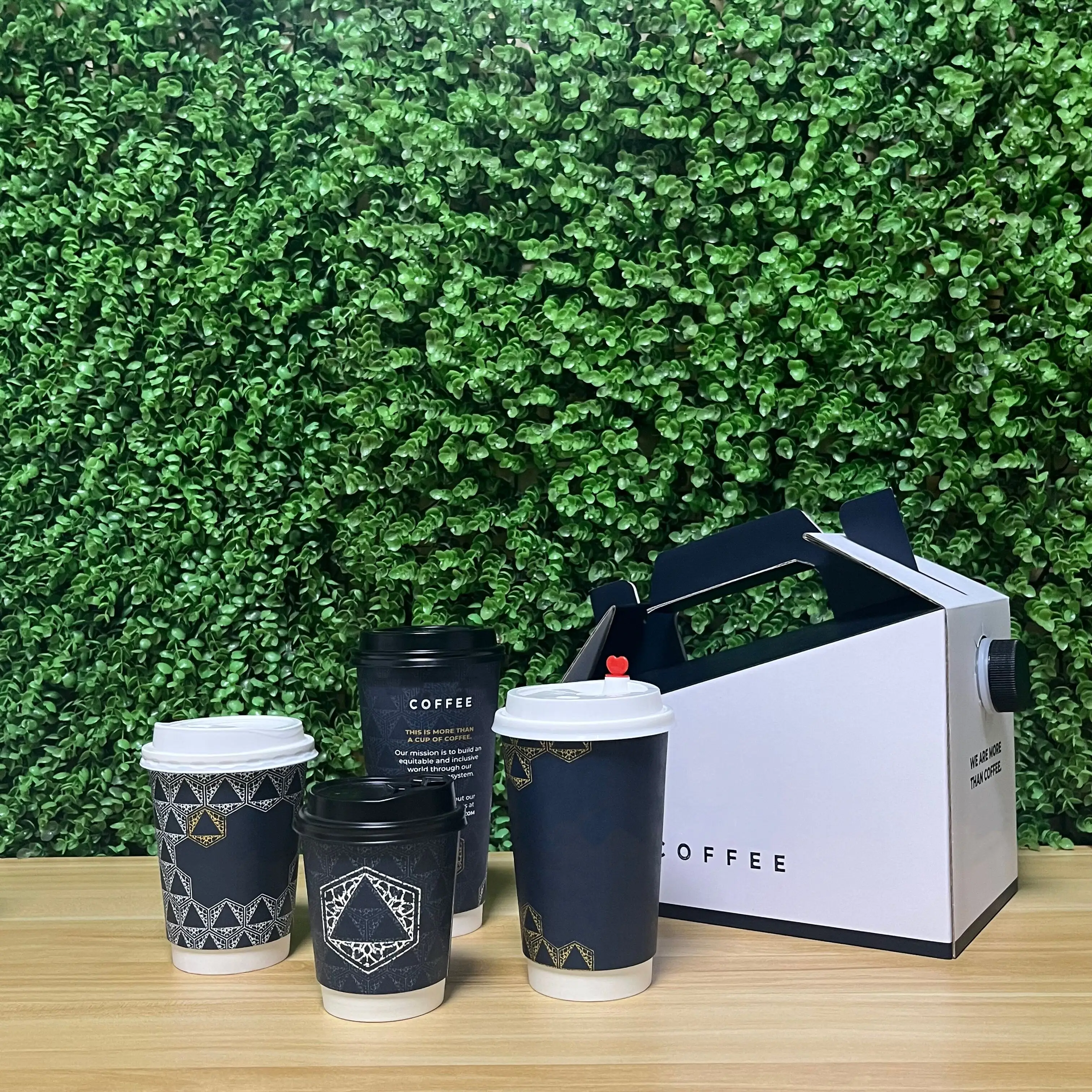 At PACK Coffee Shop Supplies Popular Custom Logo Low MOQ 1L 3L 5L Take Away Coffee Box Dispenser BIB Bags In Coffee Box