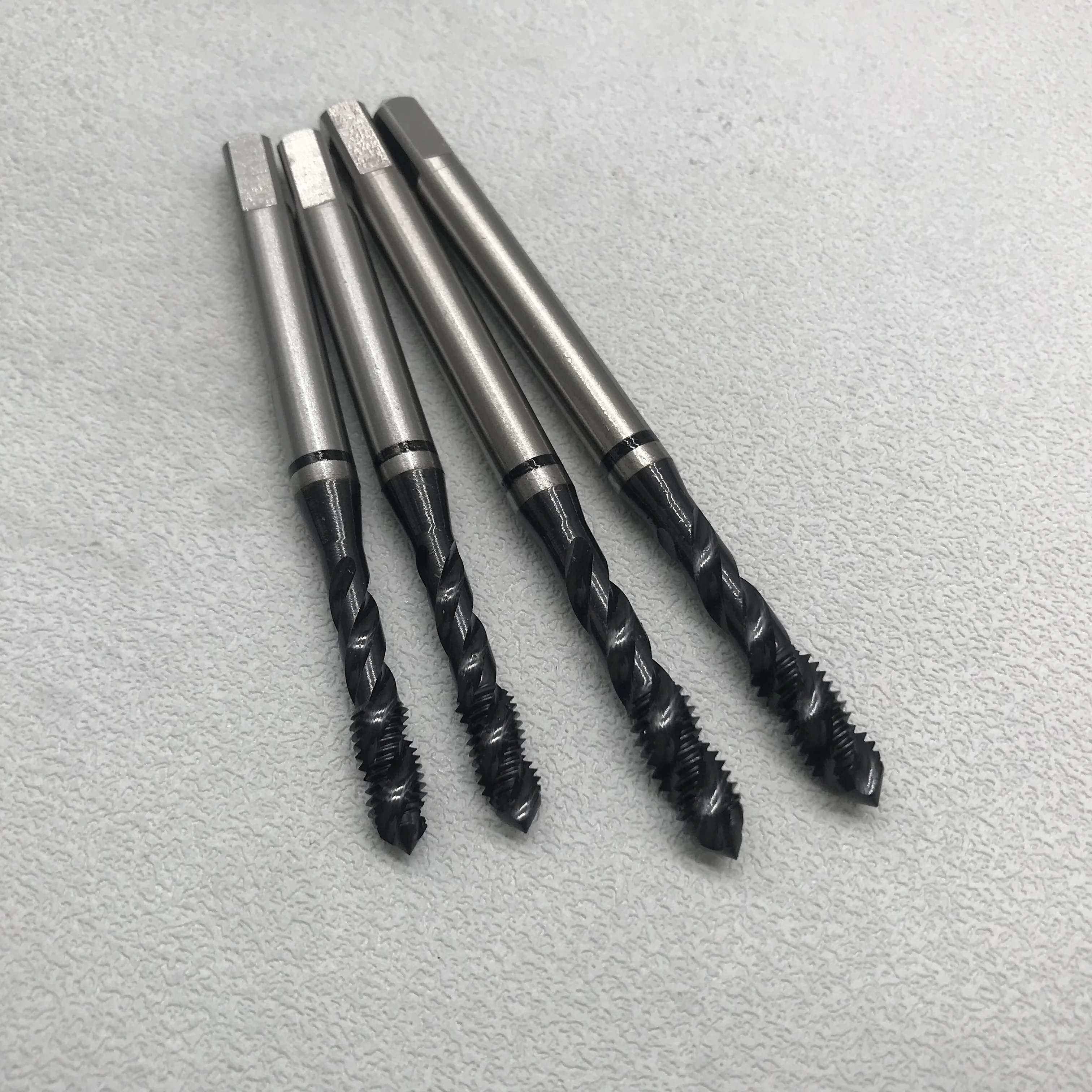 Gw-Wholes Price DIN371/DIN376 Internal Thread Cutting Machine Tap HSS Spiral Flute Metric Machine Screw Thread Taps M5x0.8