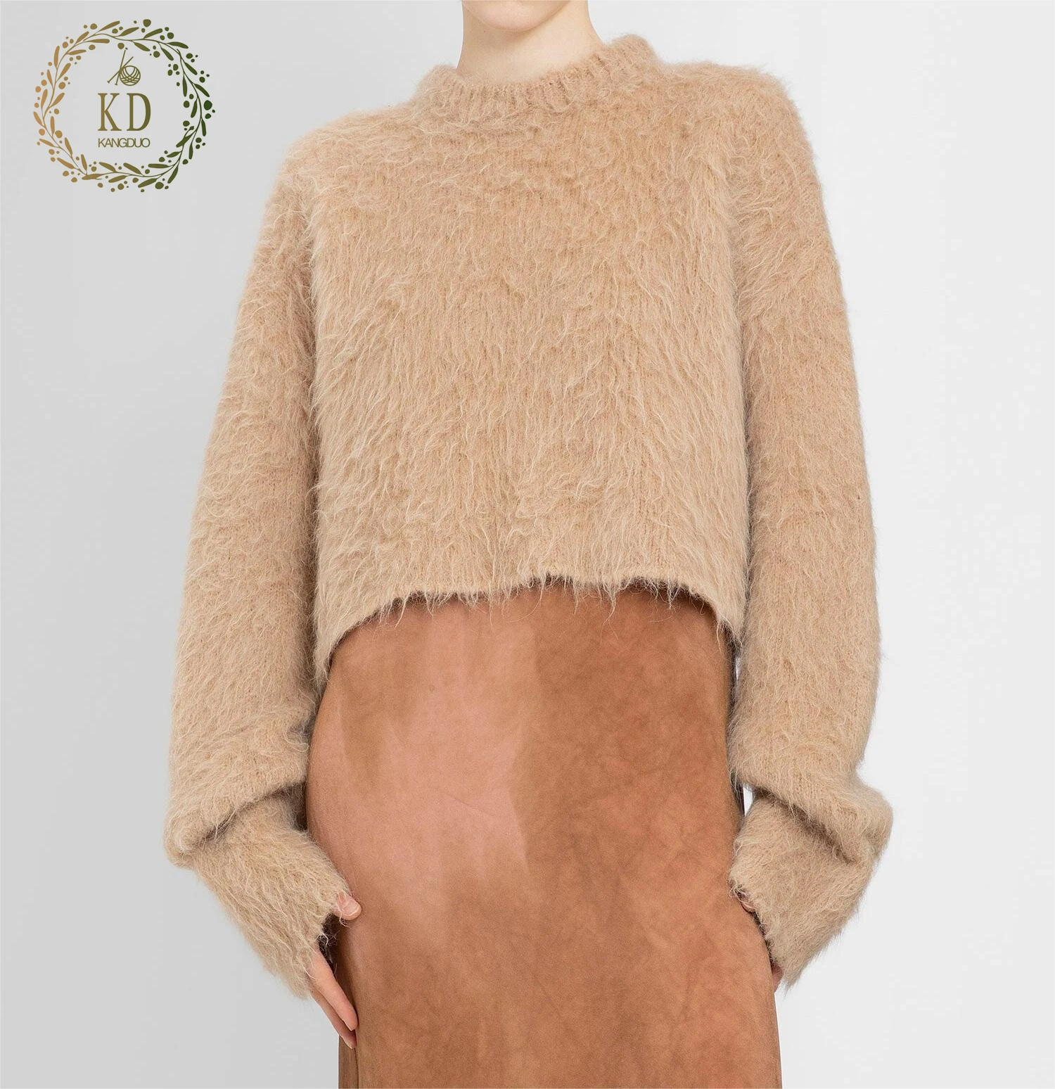 KD Knitwear Manufacture Custom OEM ODM Fuzzy Fluffy Long Sleeves Pullover Crewneck Cropped Hem Alpaca Wool Women Sweater