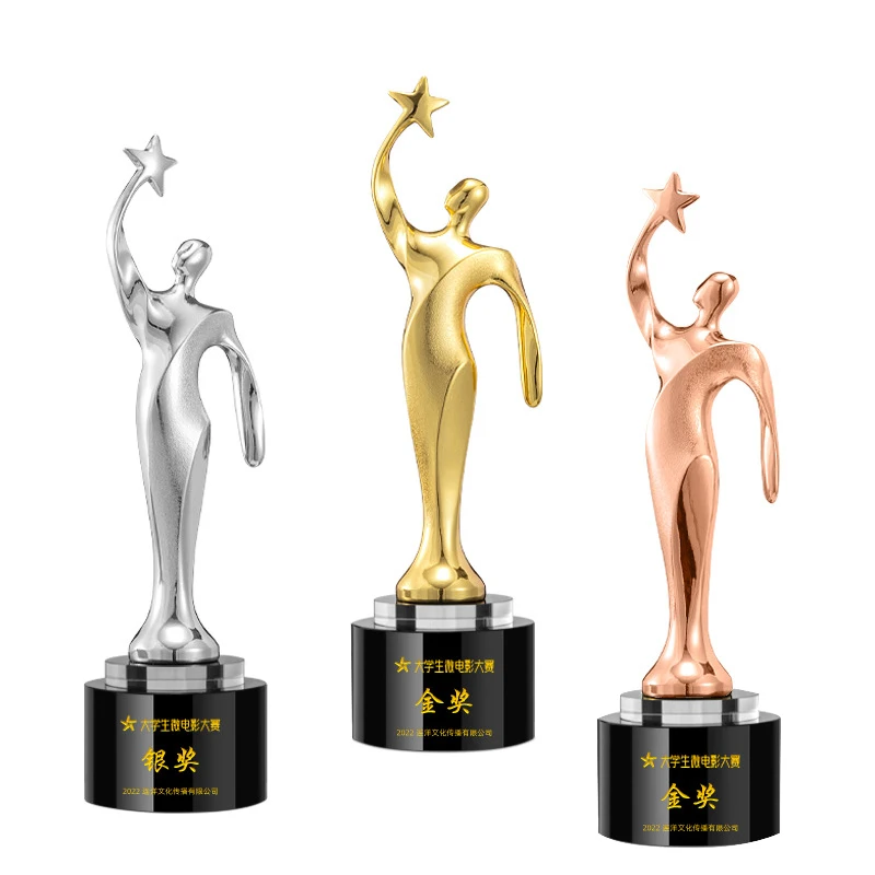 Custom wholesale K9 crysal blank oscar award trophy 3d engraving gold soccer ball Film Festival Souvenir Star crystal Trophy