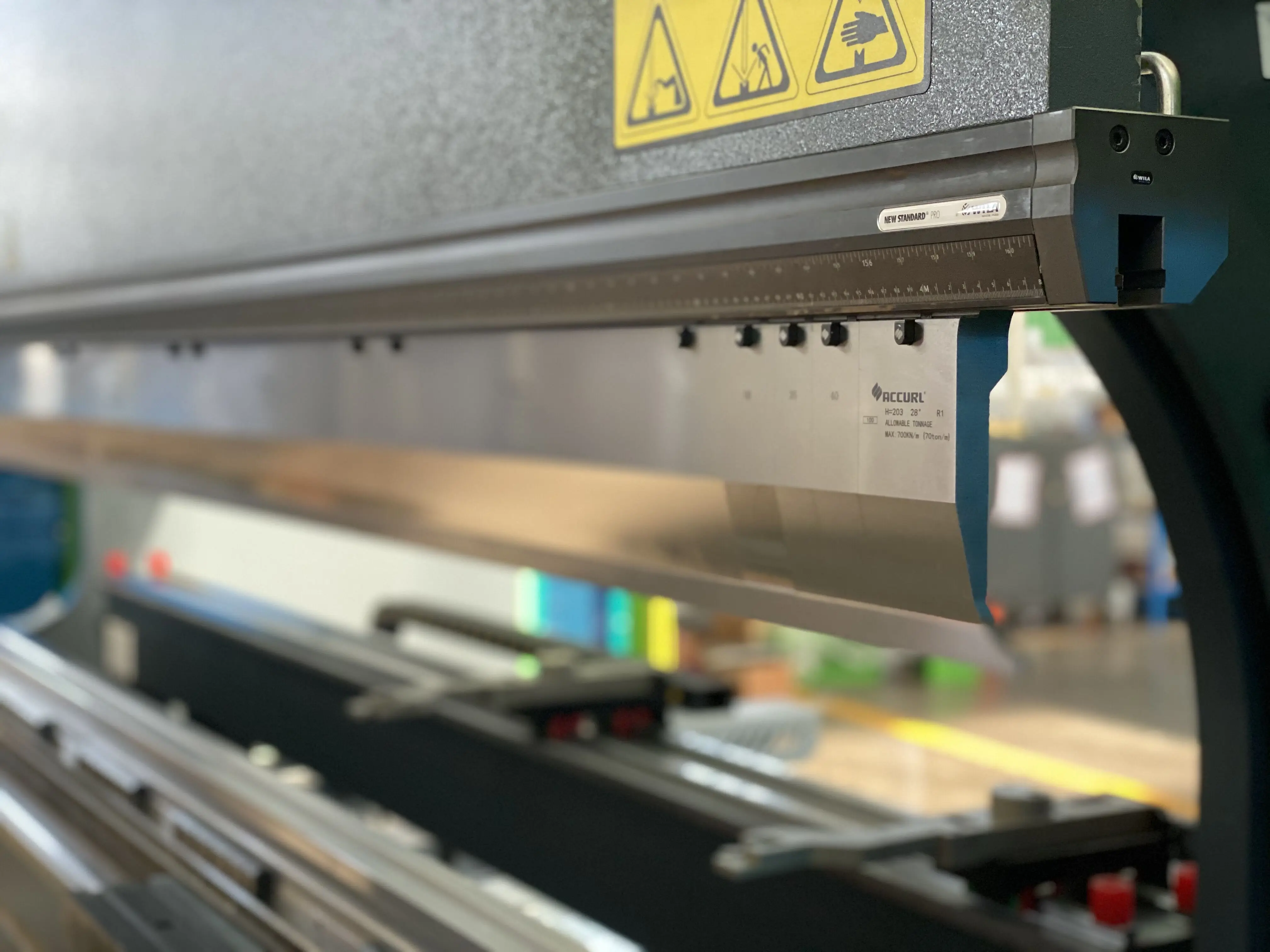 Ковочный пресс гидравлический cnc листовой металл гибочная листогибочный станок с da66 система