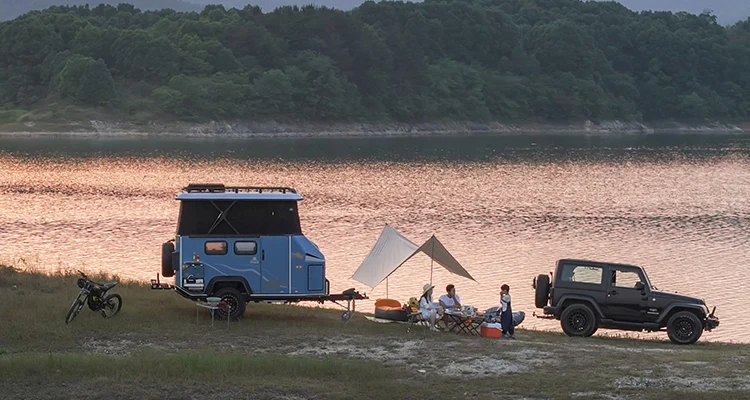 New Model Chinese Style Light-Weight Camper van Off-Road Small Trailers All Road Small Trailer with Fridge