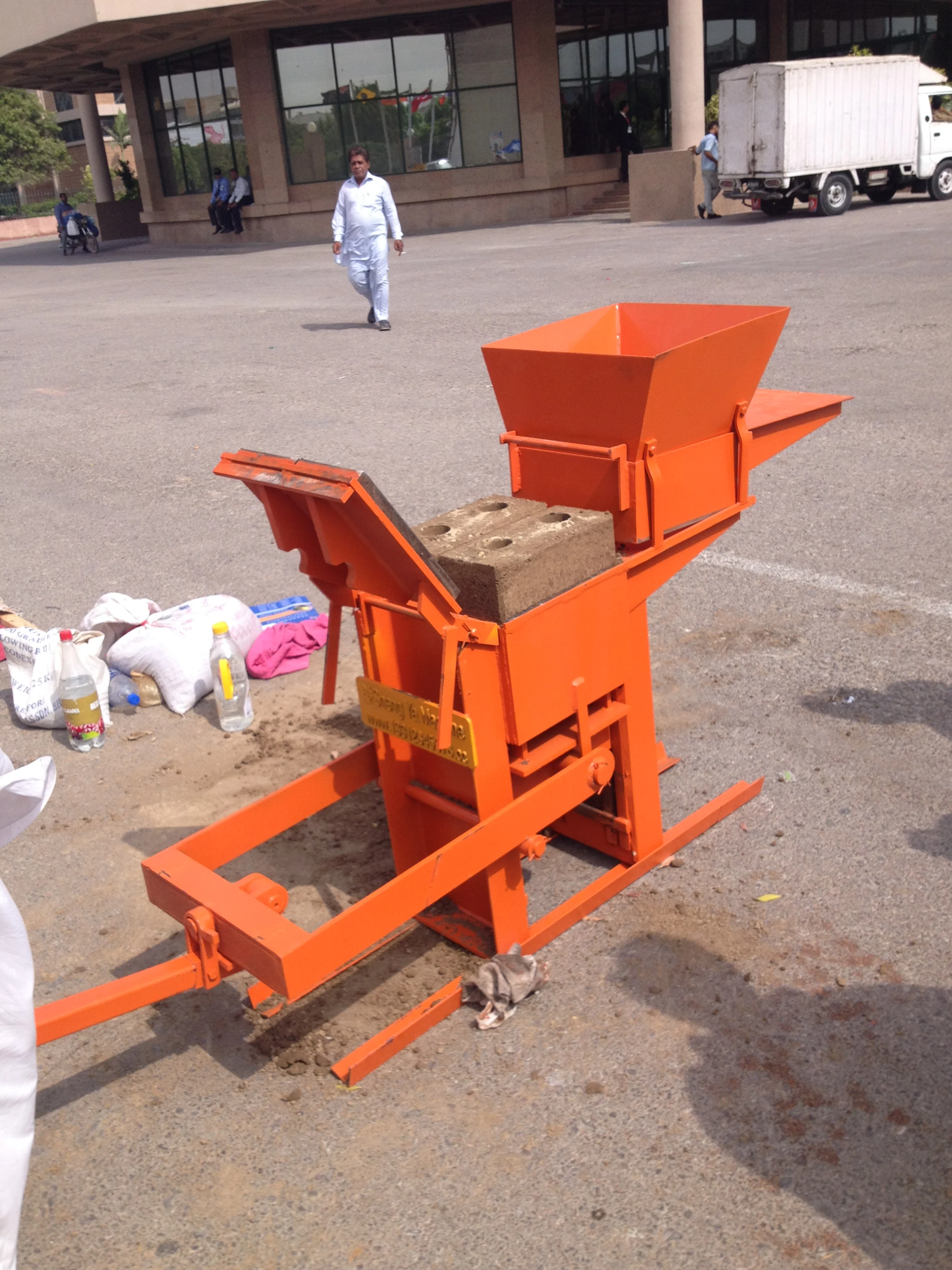 QMR2-40  clay pressed brick machine manual compressed earth brick making machine for sale in Malaysia
