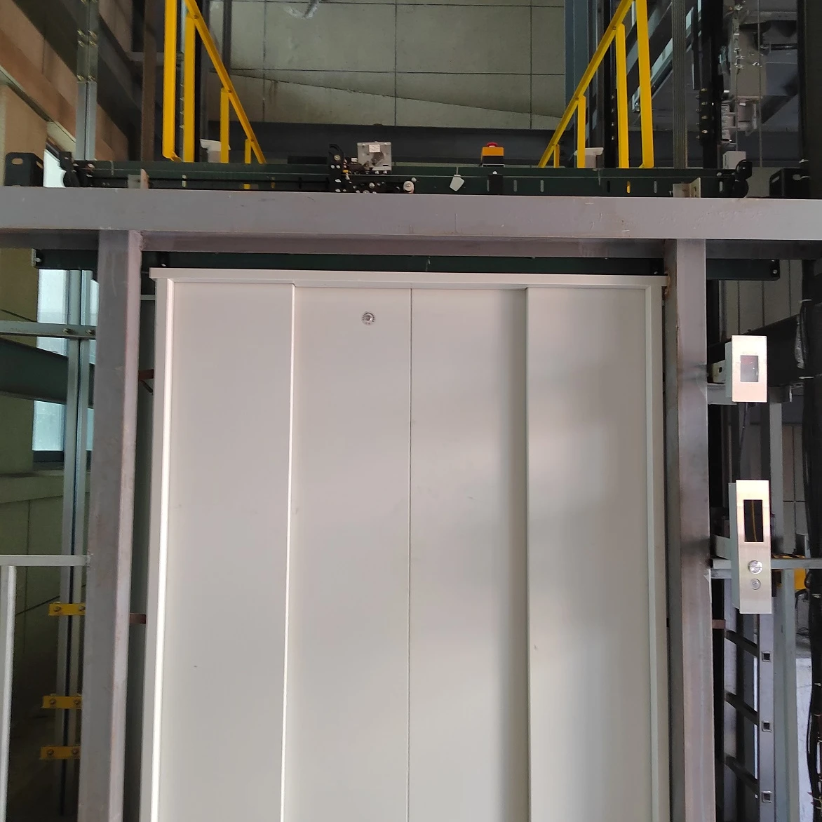 Goods Lift and Freight Elevator