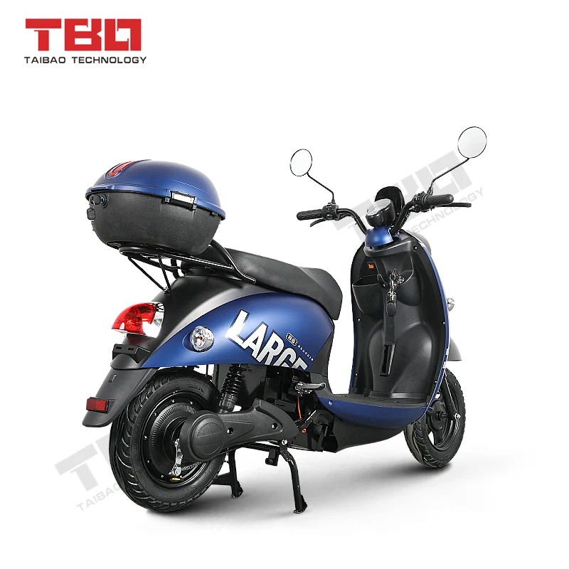 Circular headlamp turn signal rearview mirror feet support cost-effective GGM electric scooter