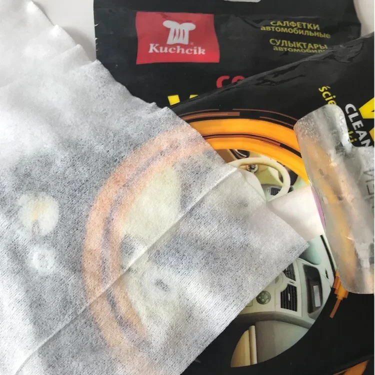 Lookon Advanced UV Protectant Wipes Interior Protectant or Most Surfaces Plastic Rubber Vinyl Dashboards Seats Doors