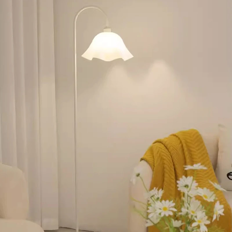 Nordic Minimalist Modern LED Table Floor Lamps Large Iron Chroma Decor Living Room Bedroom Corner Smart Stand Smart Features