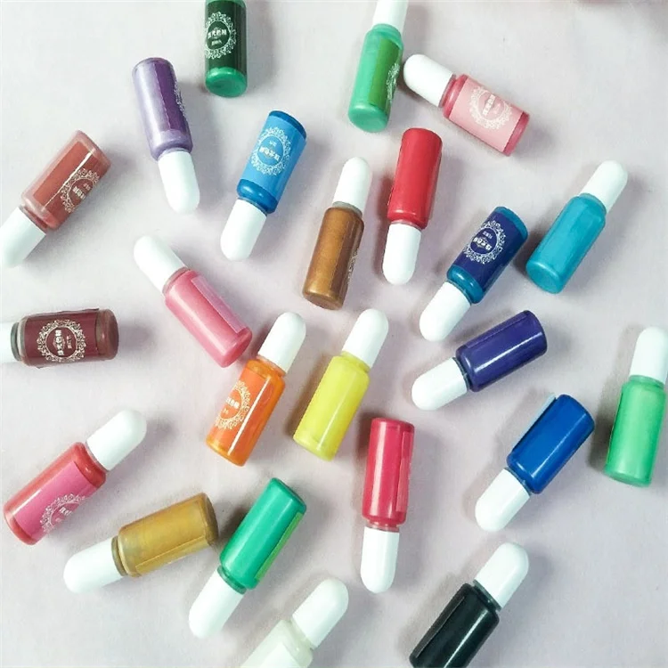 Wholesale High Gloss Odorless Easy Mix Arts and Crafts Natural Mica Plate Resin Pigment Liquid for resin