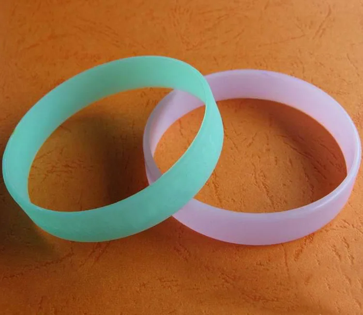 Customized Flag Silicone Rubber Wristband bangle Bracelet Manufacturer Of Silicone Bracelet wristband Custom Your Own Logo