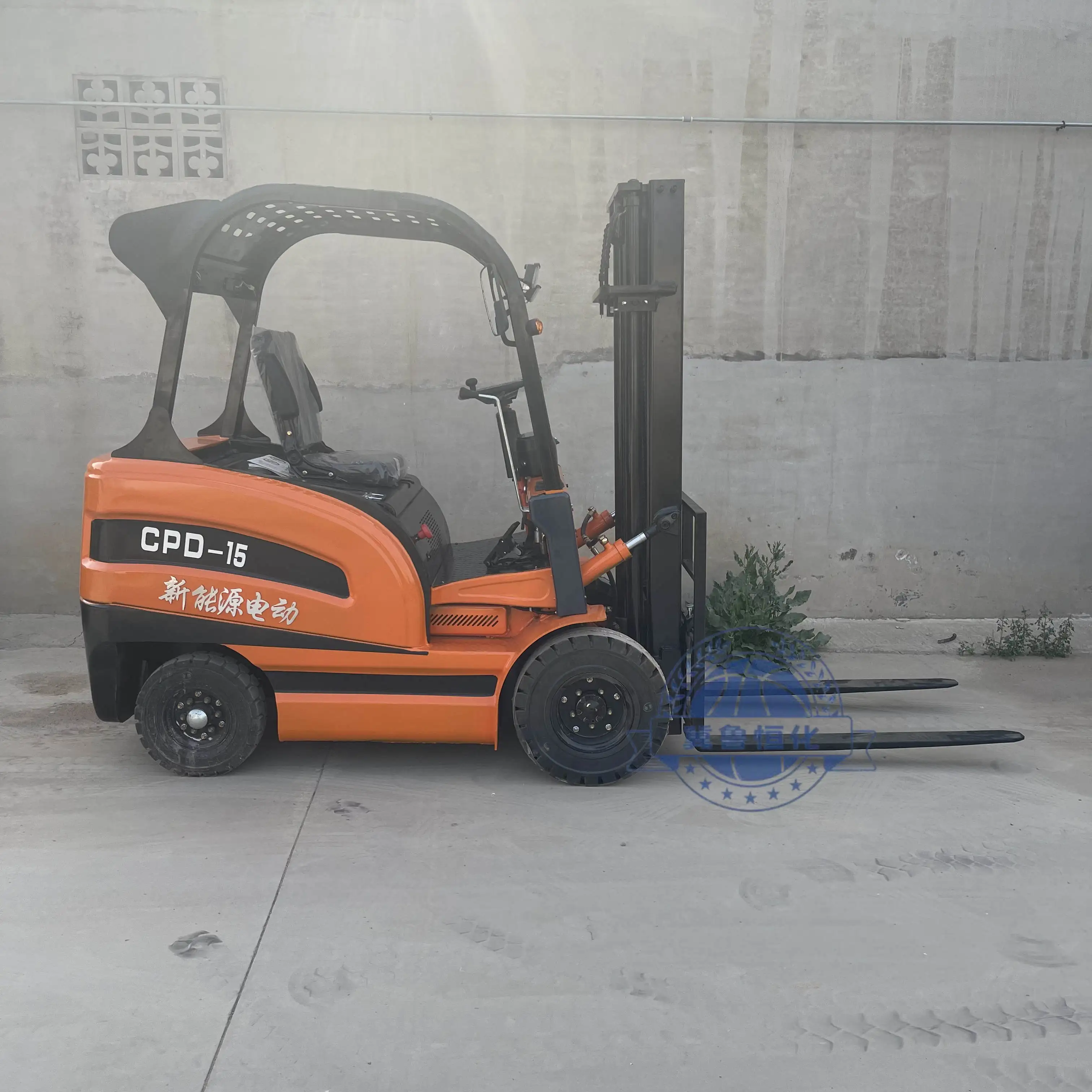 Новый 1.5ton 2ton 2.5ton 3-тонный подъемный 4 м электрический дизельный вилочный погрузчик новый пересеченный рельеф для продажи