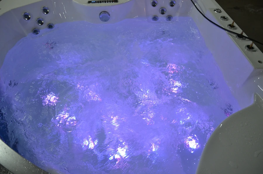 Low price 1500mm 2 sided skirt clear glass acrylic hydraulic massage bathtub whirlpool