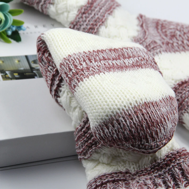 Good-Looking Jacquard Weave Knitted Winter Home Floor Socks