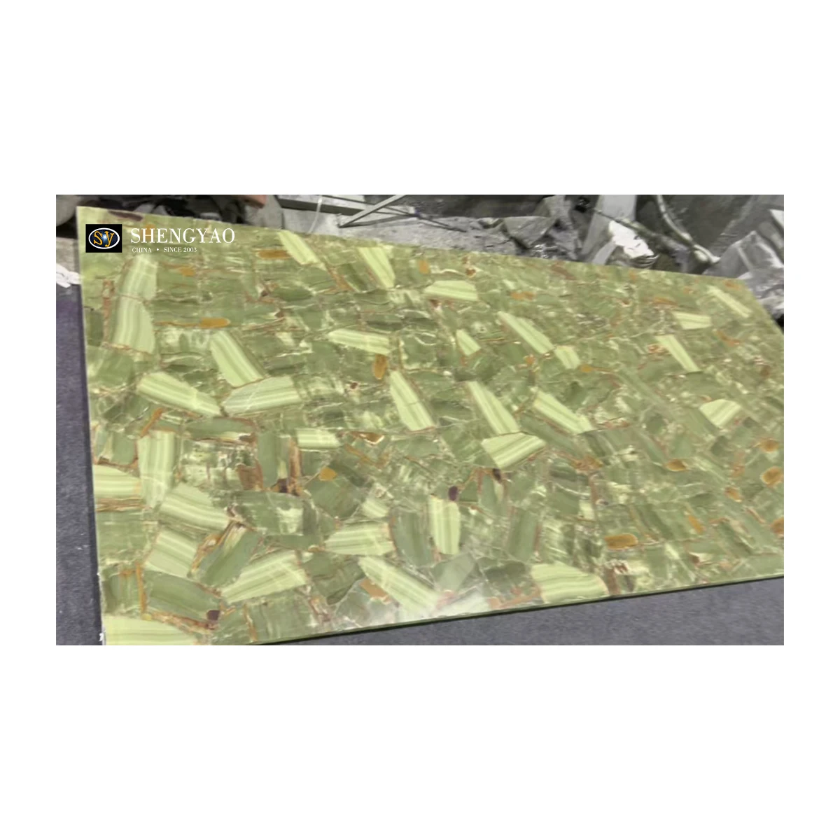 Backlit Natural Onyx Crystal Agate Green Translucent Stone Flooring Tiles For Bar Restaurant