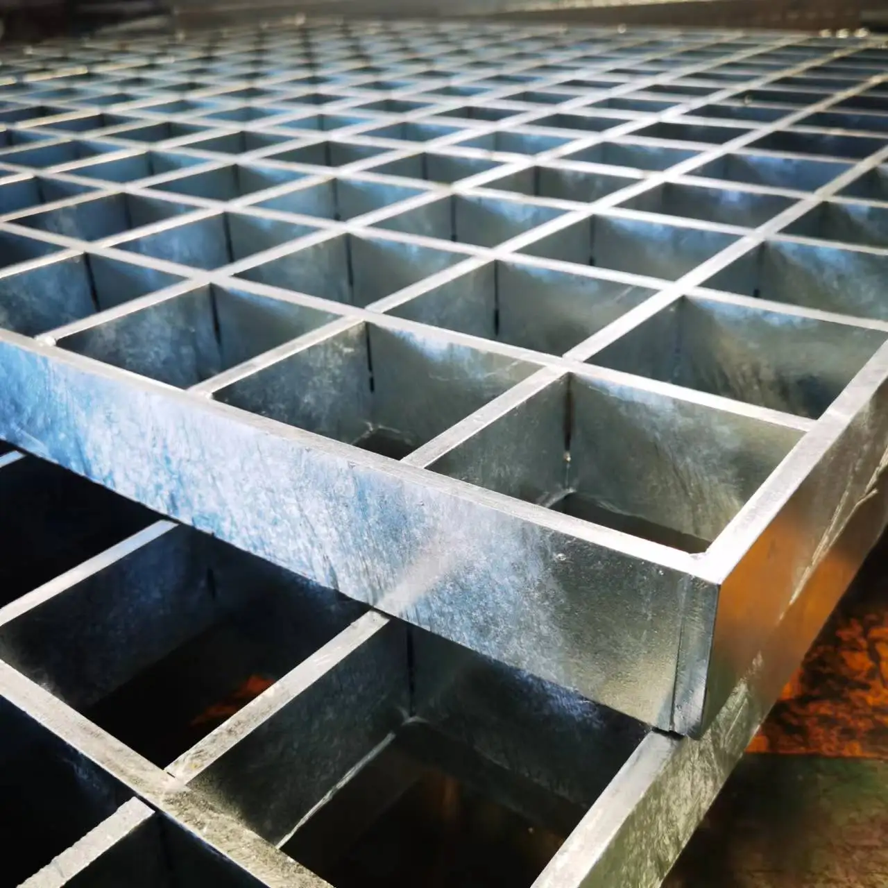 Building Material Hot dipped Galvanized Aluminum Stainless Steel Grating For Trench Cover or Foot Plate