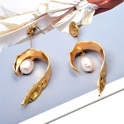 Wholesale new hanging pearl gold metal long earrings high quality jewelry