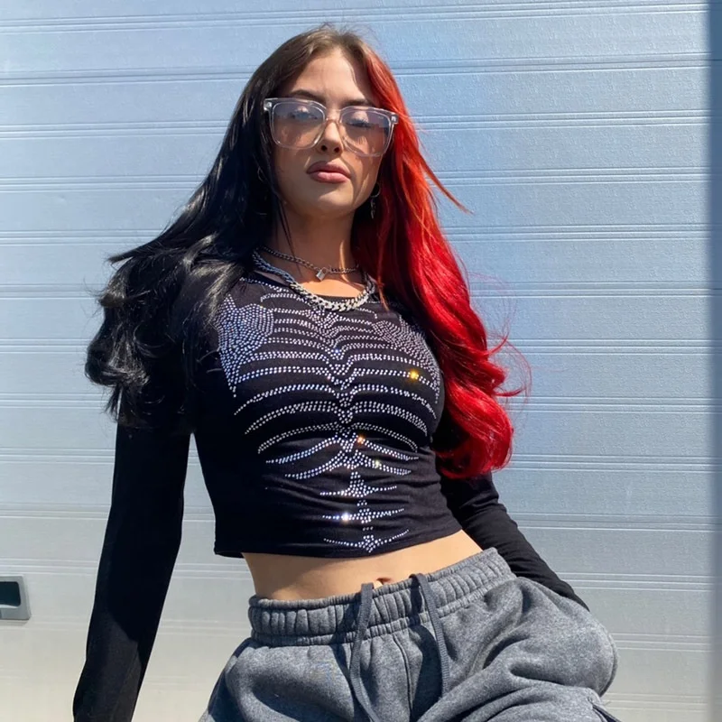 OEM Custom Sparkling Rhinestone Skeleton Graphic T Shirts Gothic Grunge Clothes Sexy Black Long Sleeve Crop Top Women Tshirt