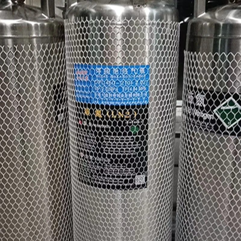 The used 210L liquid nitrogen, liquid oxygen, liquid argon Duwa tank was produced in 2024