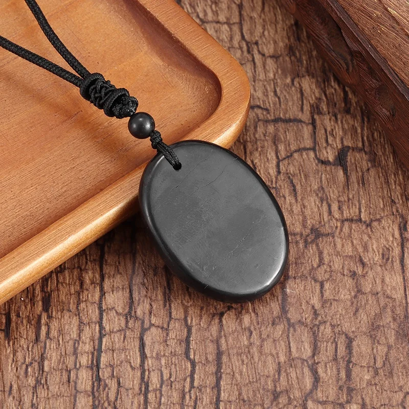 EMF Protection 360 Rotation Natural Russian Shungite Tumbled Stone China Yin Yang Pendants For Gift