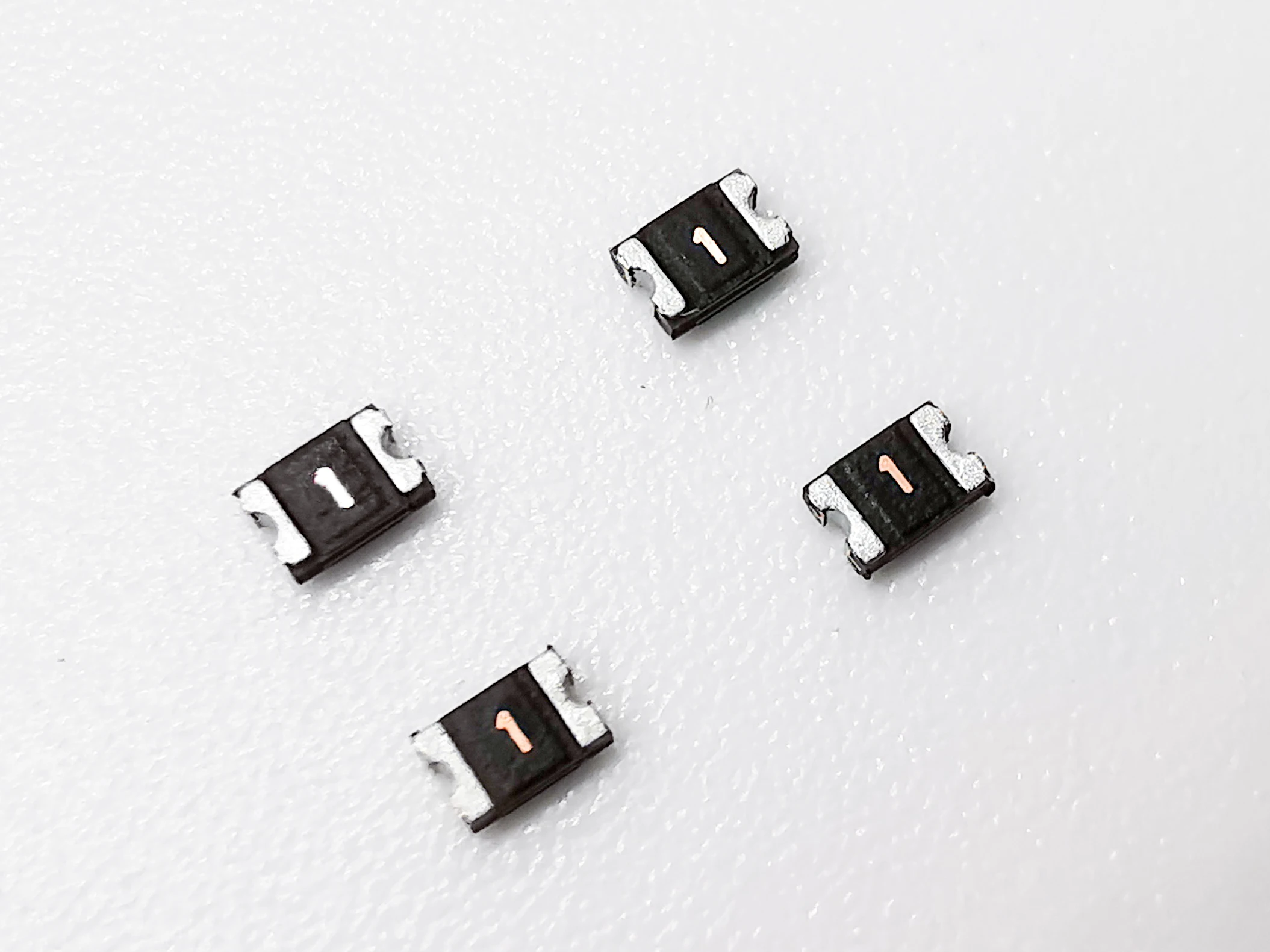 2021 Hot New Product Customized Cheap Smd0805R050Sf Auto Self-Healing Fuse