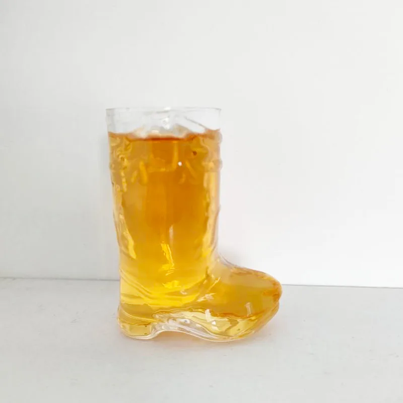 Hot selling custom design crystal  funny creative Cowboy boots shot glass for bar hotel