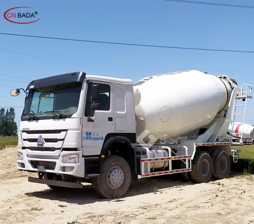 6m3 10 cubic meters mixer truck  6x4 10 Wheel used howo concrete mixing tank truck