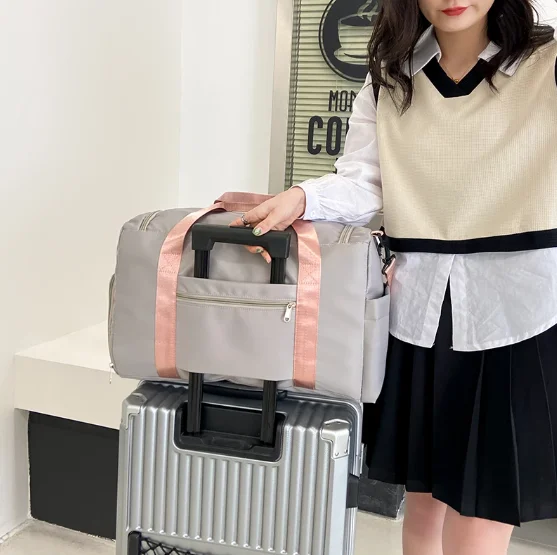 Gym bag ladies large-capacity storage bag yoga swimming travel bag portable diagonal short-distance travel 2022