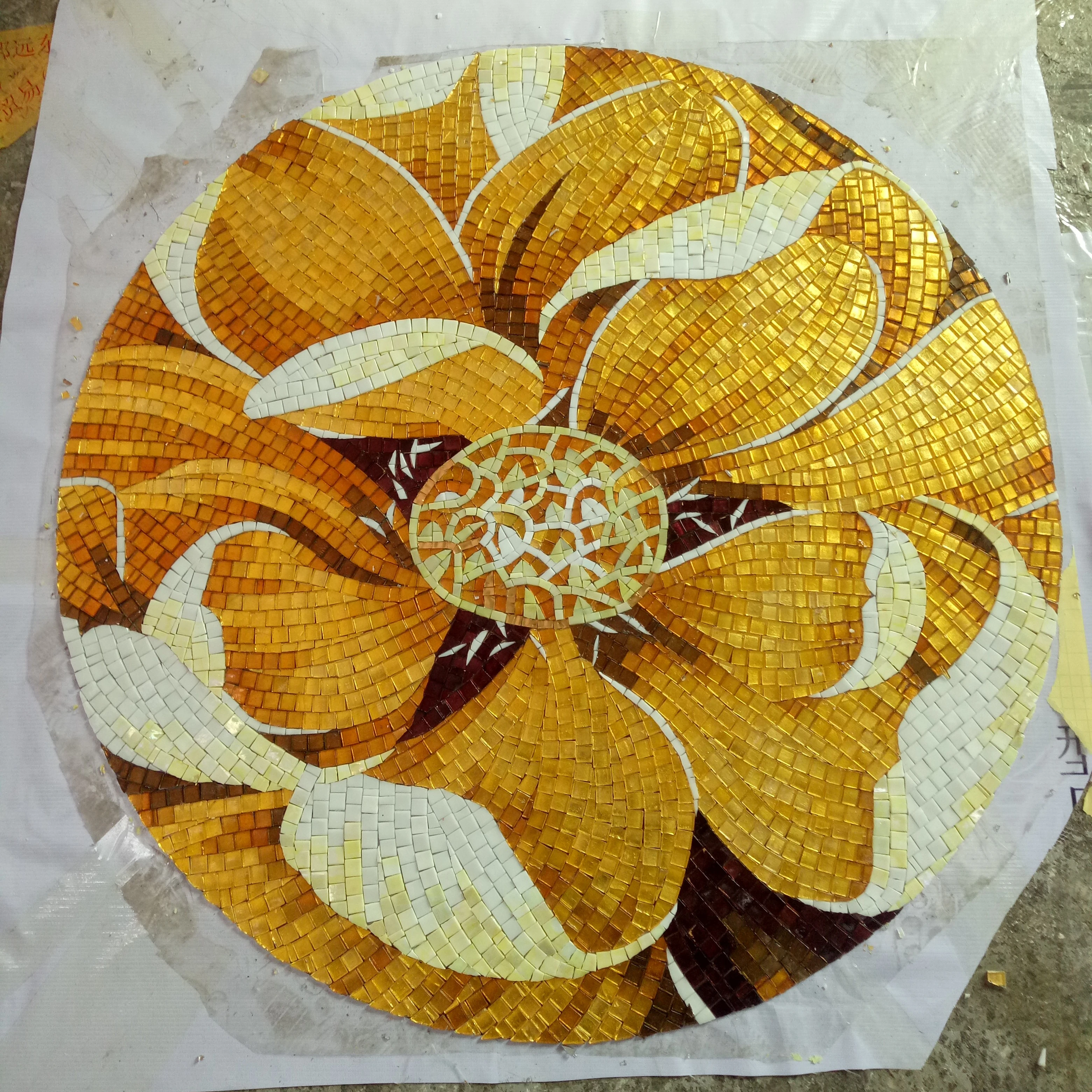 OEM Gold Flower Pattern Customized Handmade Hand Cut Glass Art Mosaic Mural Picture Tiles For Hotel Wall Project
