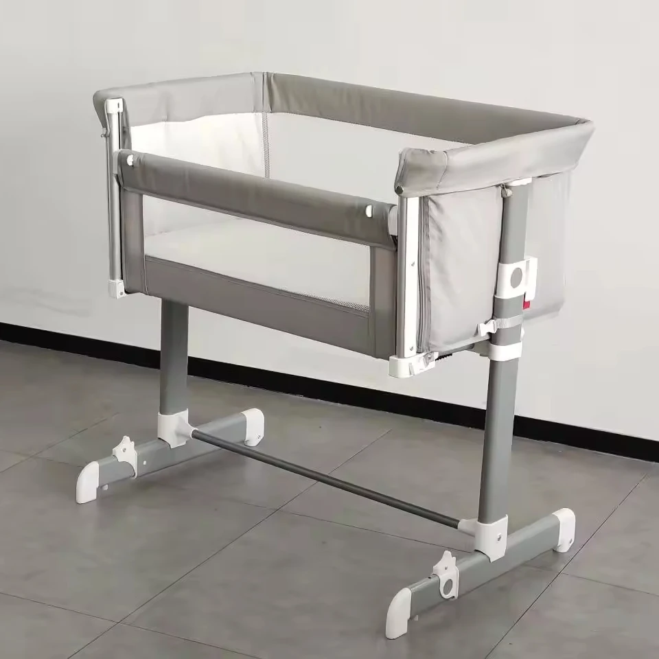 Modern High Quality Newborn Bed Side Mobile Crib adjustable height Sleeper Baby Crib For Baby Bedroom Furniture
