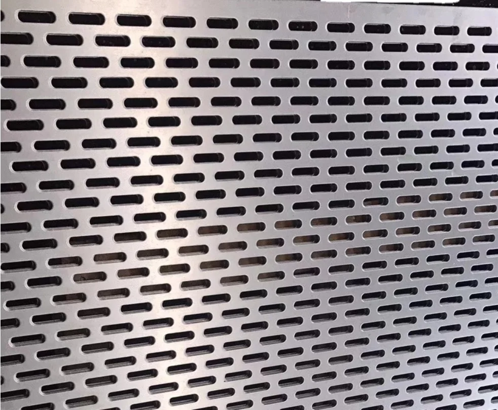 Wholesale decorative punching plate aluminum veneer round hole decorative mesh honeycomb aluminum plate metal plate