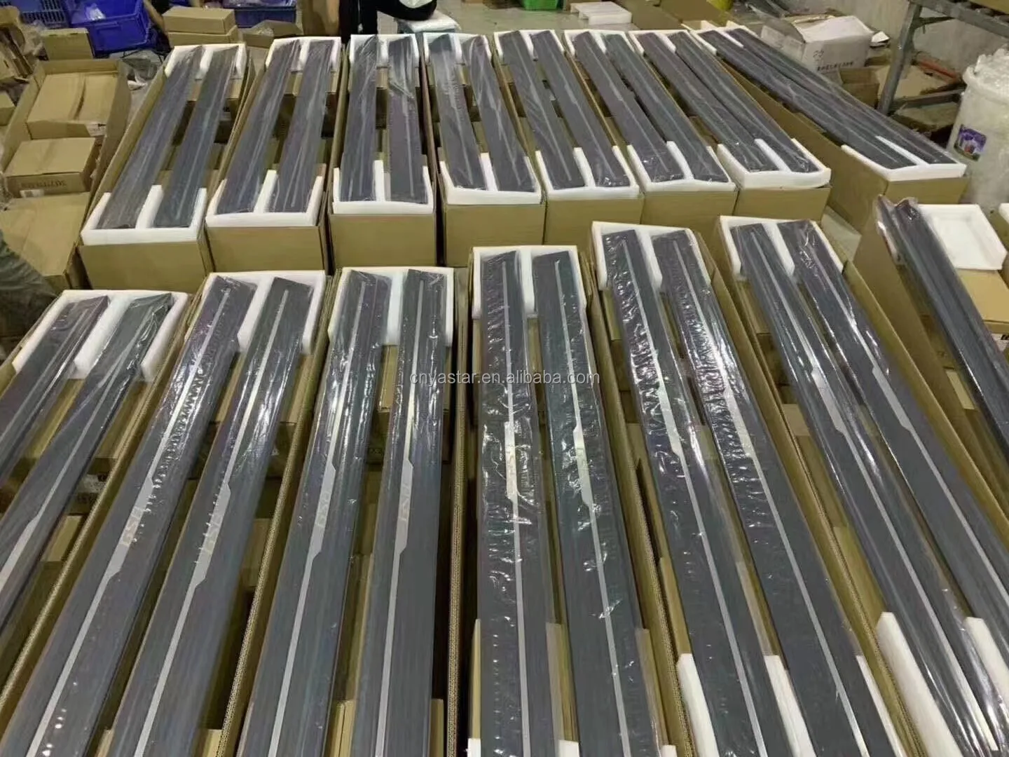 Automatic Foot Step Electric Sliding Steps Pedal Side Step Running Board Power Footrest Retractable for MITSUBISHI Triton L200