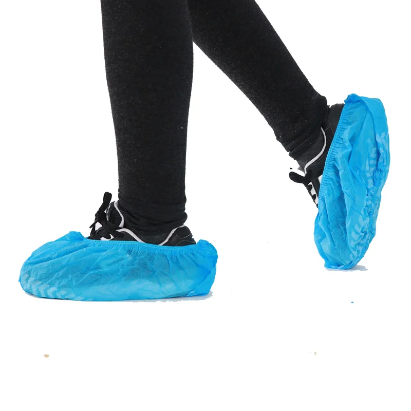 
CPE/PE shoe cover made by machine 