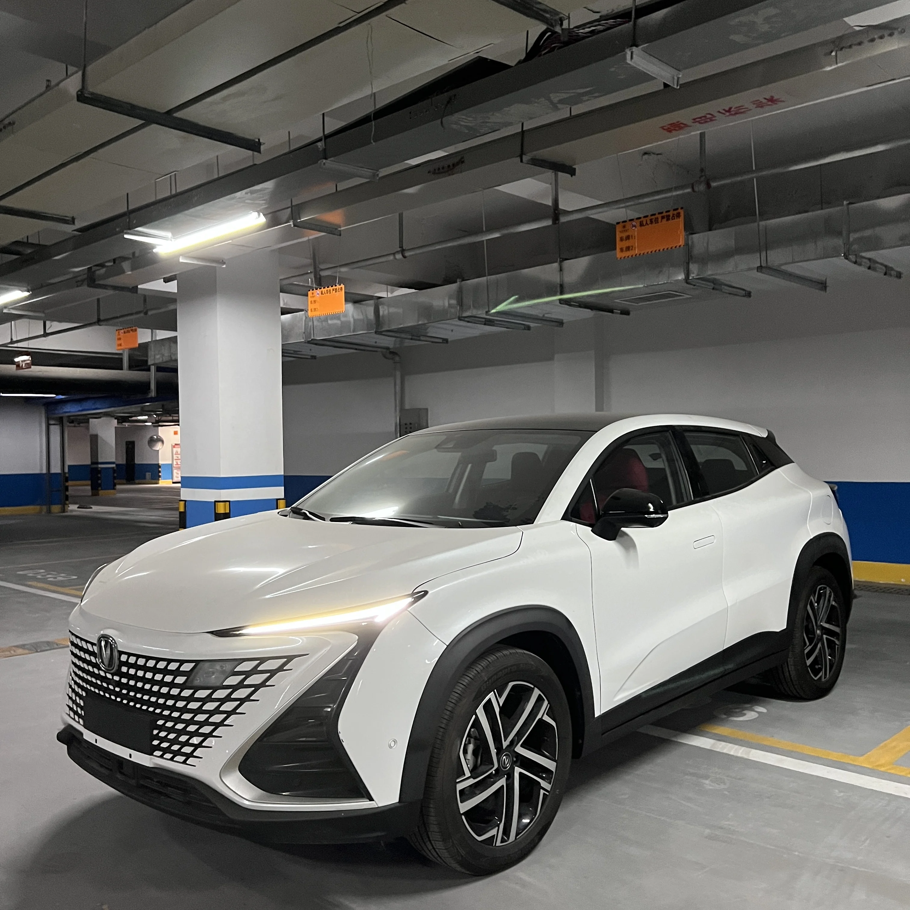 2023 Changan UNI-T China Manufacturer Cheap Adult SUV Cars Left Hand Drive Petrol Car for Sale Used or New in St