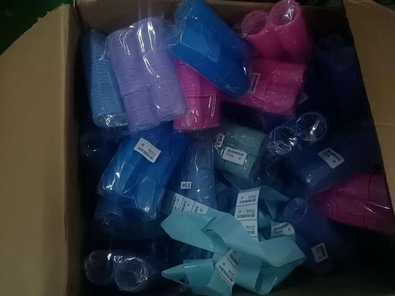 6.2*1.5cm Hair Rollers Self Grip Hook  Hair Roller Salon Hair Dressing Curlers Jumbo