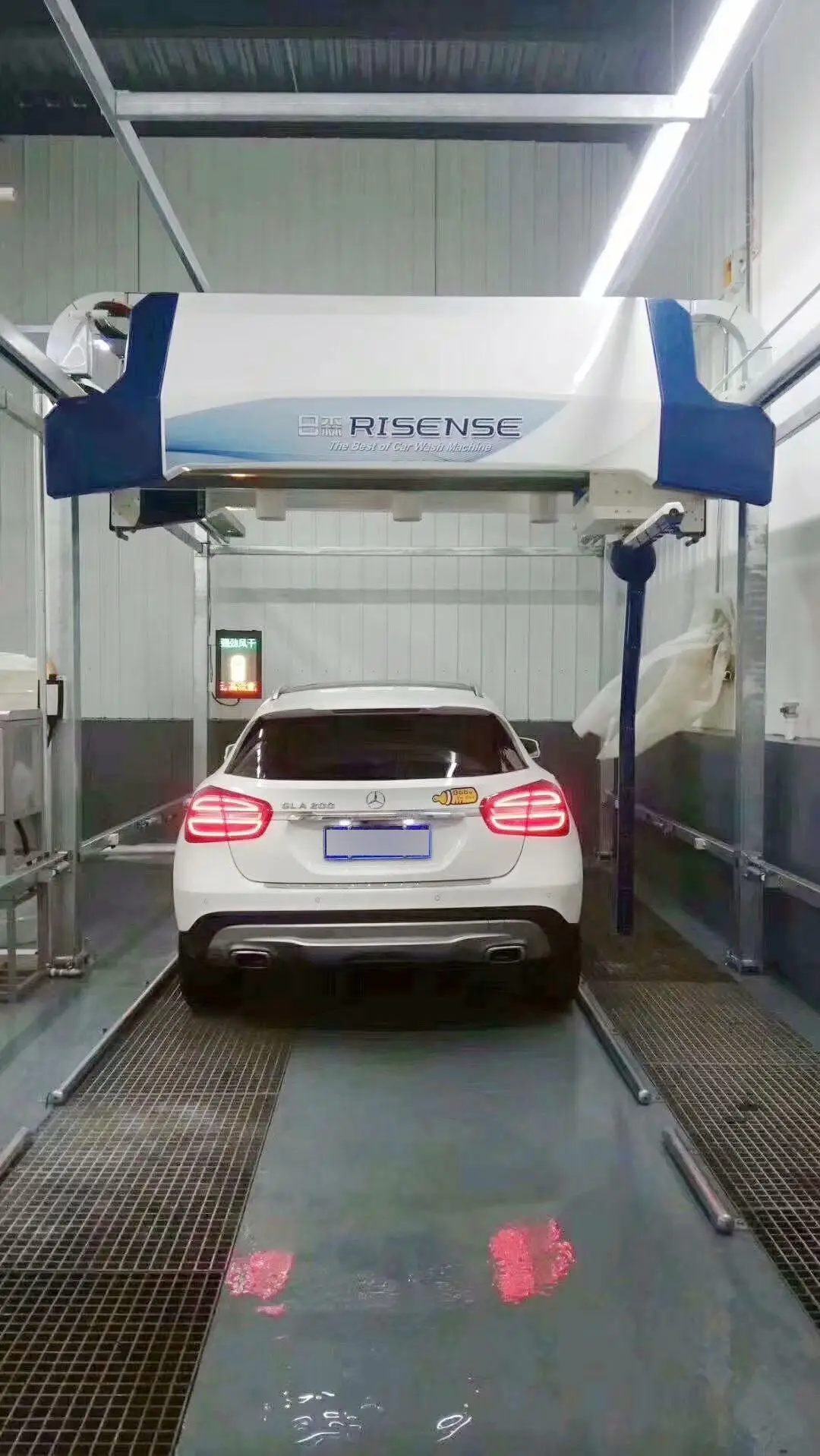 Risense Automatic Disinfecting Touchless Automatic Car Wash Machine System Equipment Station Tunnel