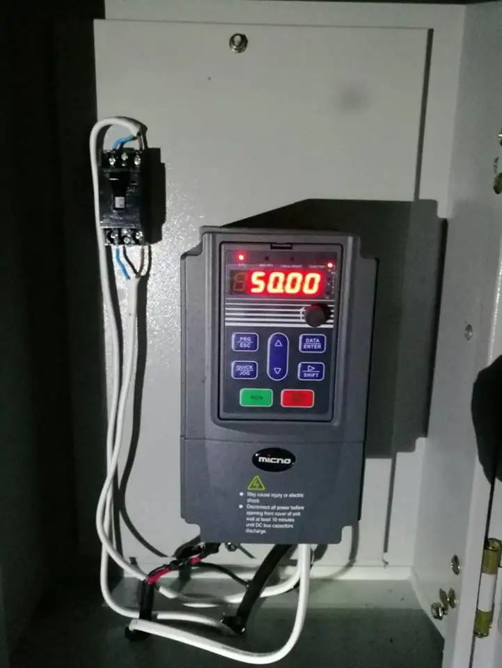 Насос для горячего бассейна инвертор солнечного насоса KE300a-01 однофазный 220 В выход 2 кВт VFD с