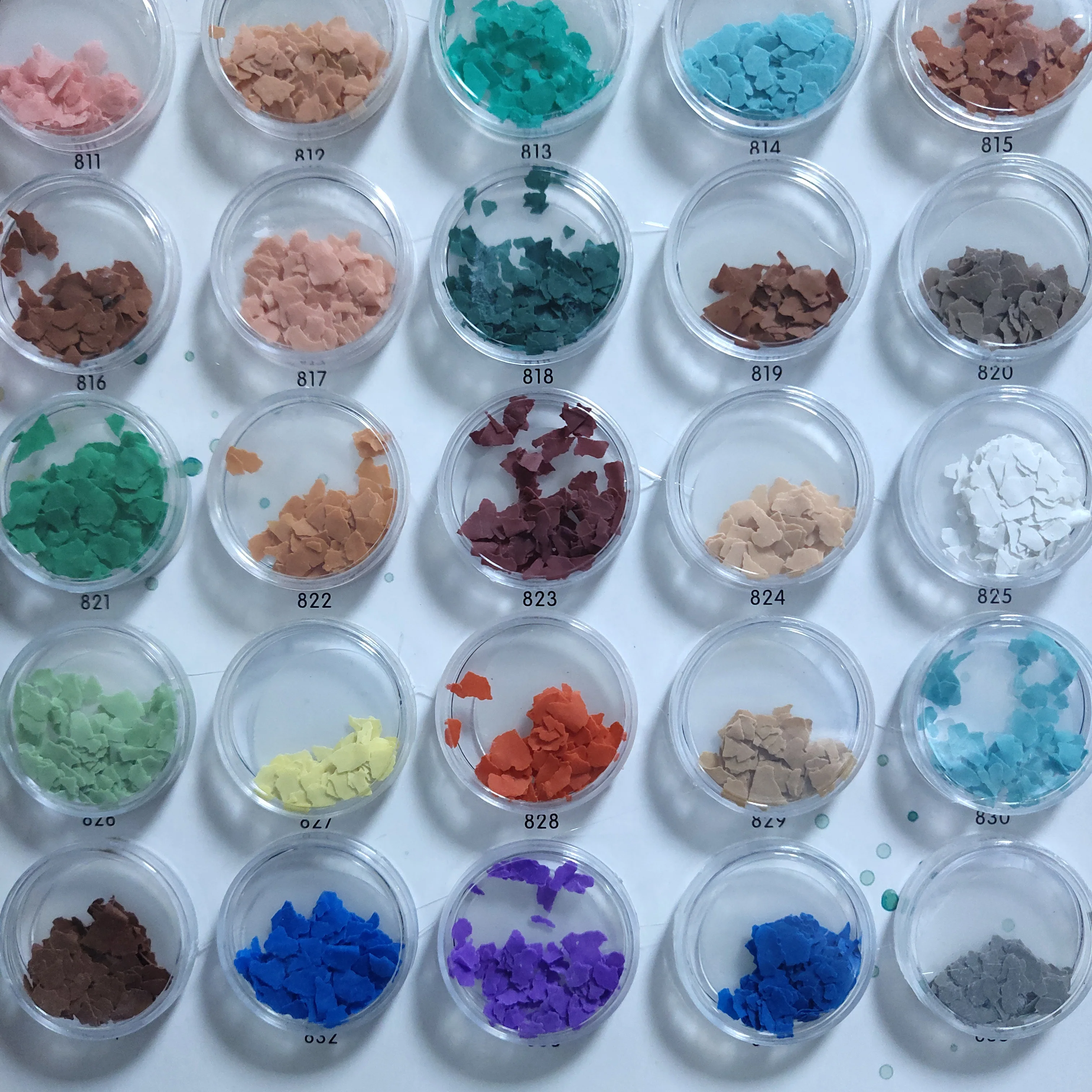 1/6 Durable Epoxy Seal Decorative Flakes coloured vinyl flake chips for workshop floors and commercial floors