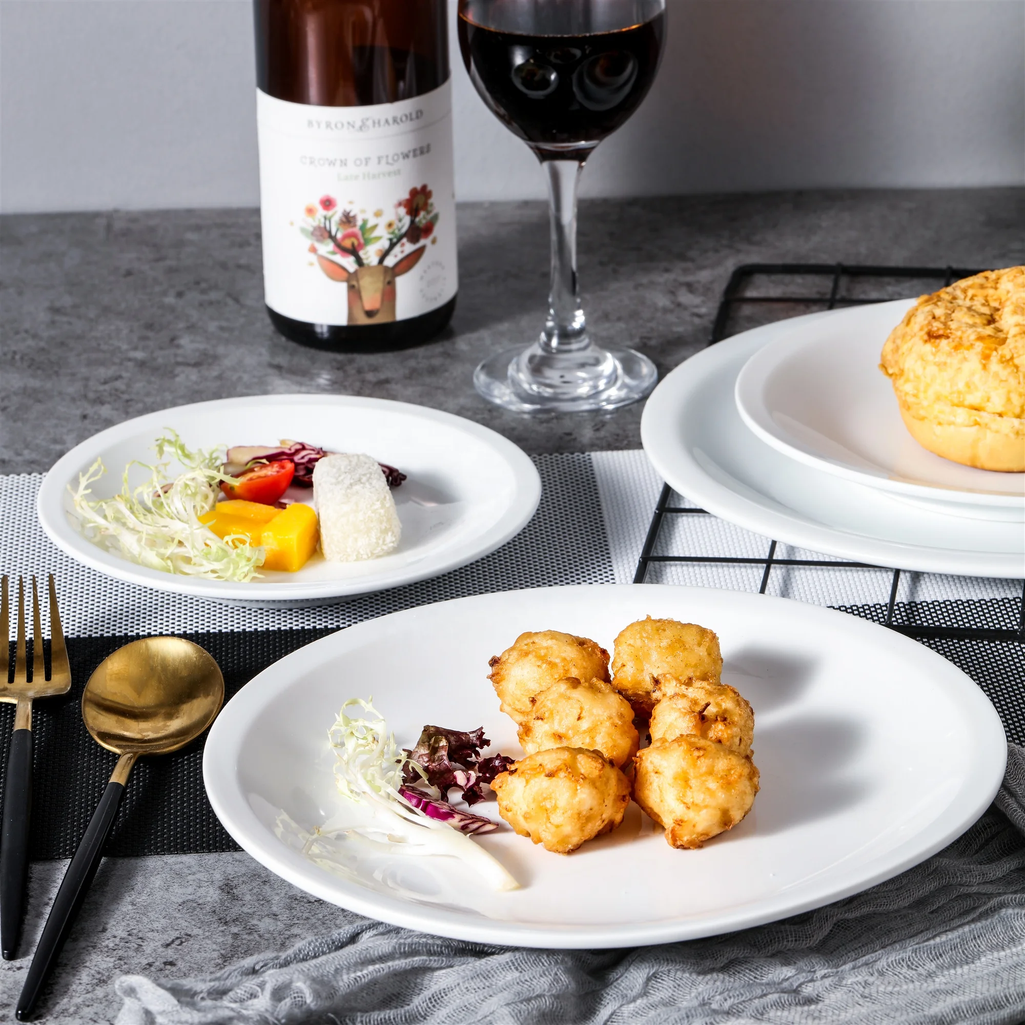 Cheap Wholesale Manufacture Narrow Side Round White Ceramic Of Plates Sets Dinnerware Platos Assiette Wedding  Plates